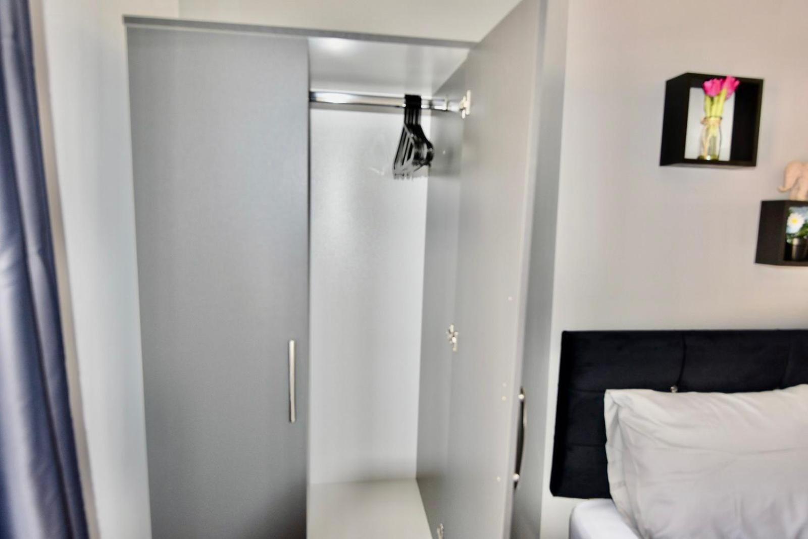 Come On In Lucas Street Newport Train Station Sleep Upto 8 Villa Exterior photo